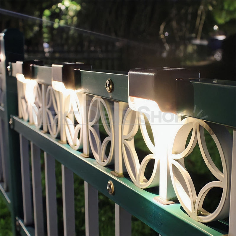 4 Pcs - Solar Powered Outdoor Ledge LED Light