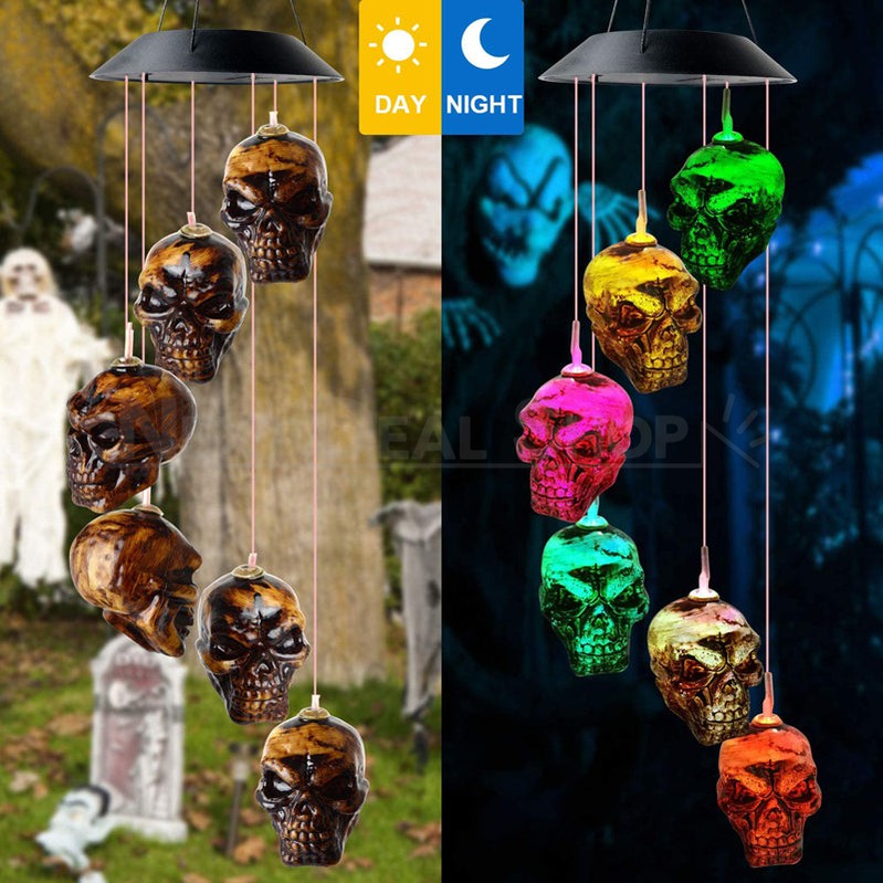 Solar-Powered Dangling Skull Light